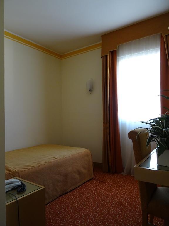 Hotel Roma Cividale del Friuli 客房 照片